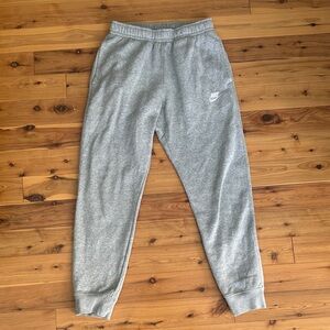 Men’s Nike sportswear club fleece joggers